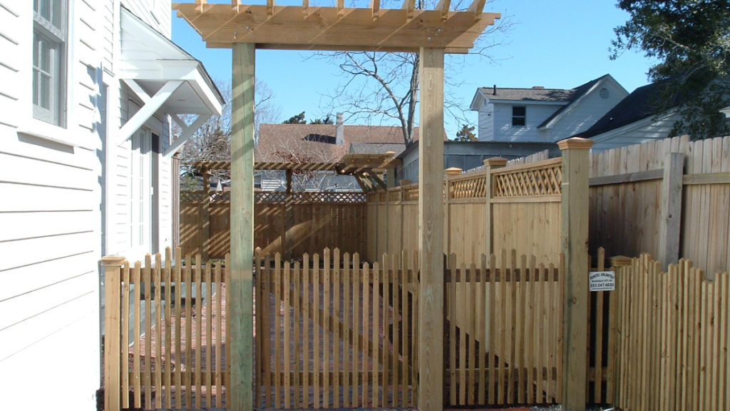 2x2 picket with trellis Privacy with lattice top Beaufort residential fence